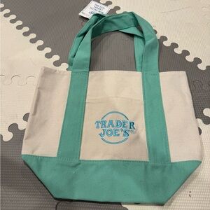 Trader Joe’s viral mini pastel tote bag NWT